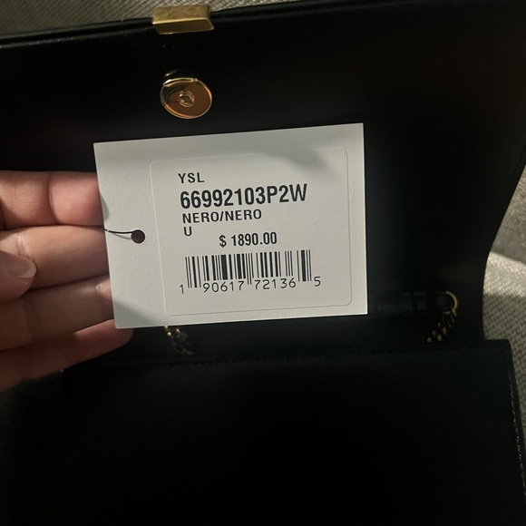 Saint Laurent Glossy Leather Wallet on a Chain - Picture 9 of 9